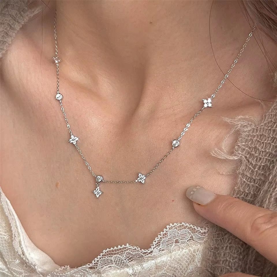 Yupsk Inlaid Zircon Four-Leaf Flower Chain Necklace for Women New Niche Light Luxury Hot Fashion Collares Choker Accessories