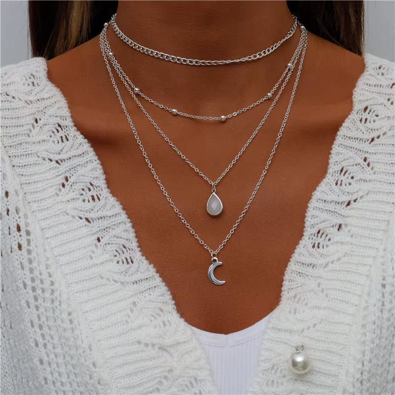 Bohemian Multi Layered Necklace for Women Vintage Portrait Coin Star Moon Pendant Necklace Geometric Collier Collares
